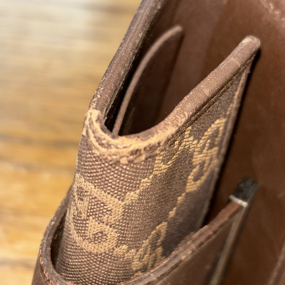 Gucci authentic key case - Picture 10 of 12